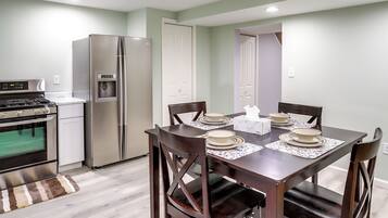 Apartment (1 Bedroom) | Interior