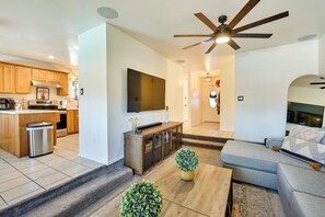 Interior - Yuma Vacation Rental w/ Private Pool & Patio! (Yuma)