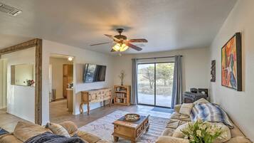 House (3 Bedrooms) | Front of property