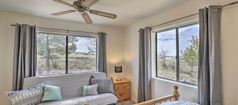 Elgin Home w/ Mountain Views ~ 3 Miles to Wineries