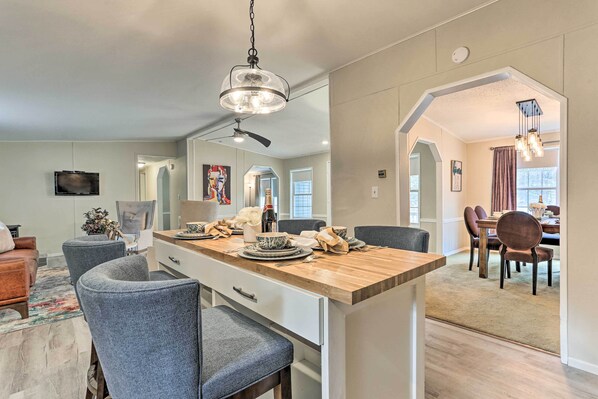 House (3 Bedrooms) | Interior - Kayaks, Electric Bicycles: Greentown Hideaway! (Greentown)