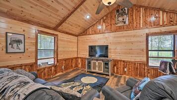 House (1 Bedroom) | Interior
