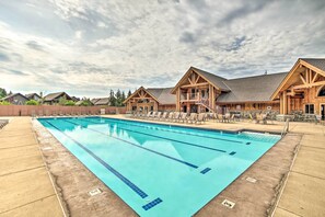 Interior - Comfortable Ronald Condo Near Cle Elum Lake! (Cle Elum)