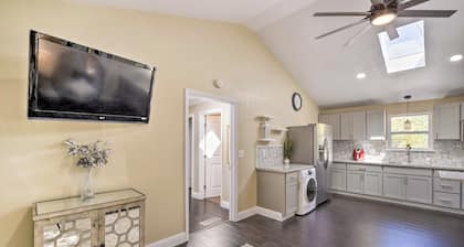 Bay Area Vacation Rental 4 Mi to Stanford!