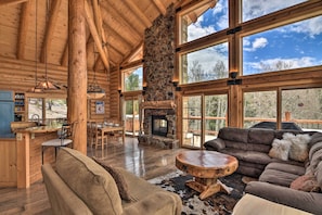 House (3 Bedrooms) | Front of property