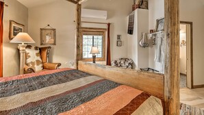 Room - Family-friendly Vacation Rental in Williams! (Williams)