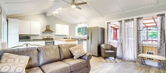 Cozy North Bend Getaway Near Dunes + Ocean!