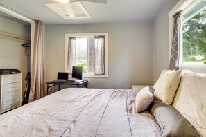 House (2 Bedrooms) | Interior