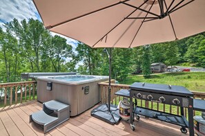 House (4 Bedrooms) | Front of property - Lakefront 'rest-ashored' Home w/ Private Dock! (Eddyville)