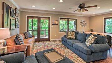 House (4 Bedrooms) | Interior