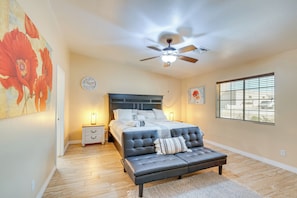 House (3 Bedrooms) | Interior
