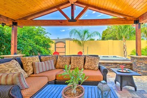 Interior - Snowbirds! Group Getaway w/ Hot Tub in Scottsdale (Scottsdale)