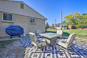 Outdoor dining - New! All-encompassing Family Home w/ Trampoline! (Arvada)