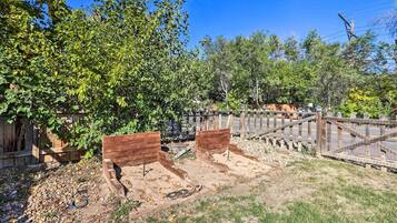 المنطقة المحيطة بالمنشأة