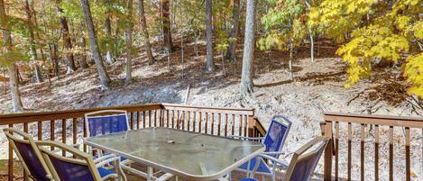 House (6 Bedrooms) | Interior