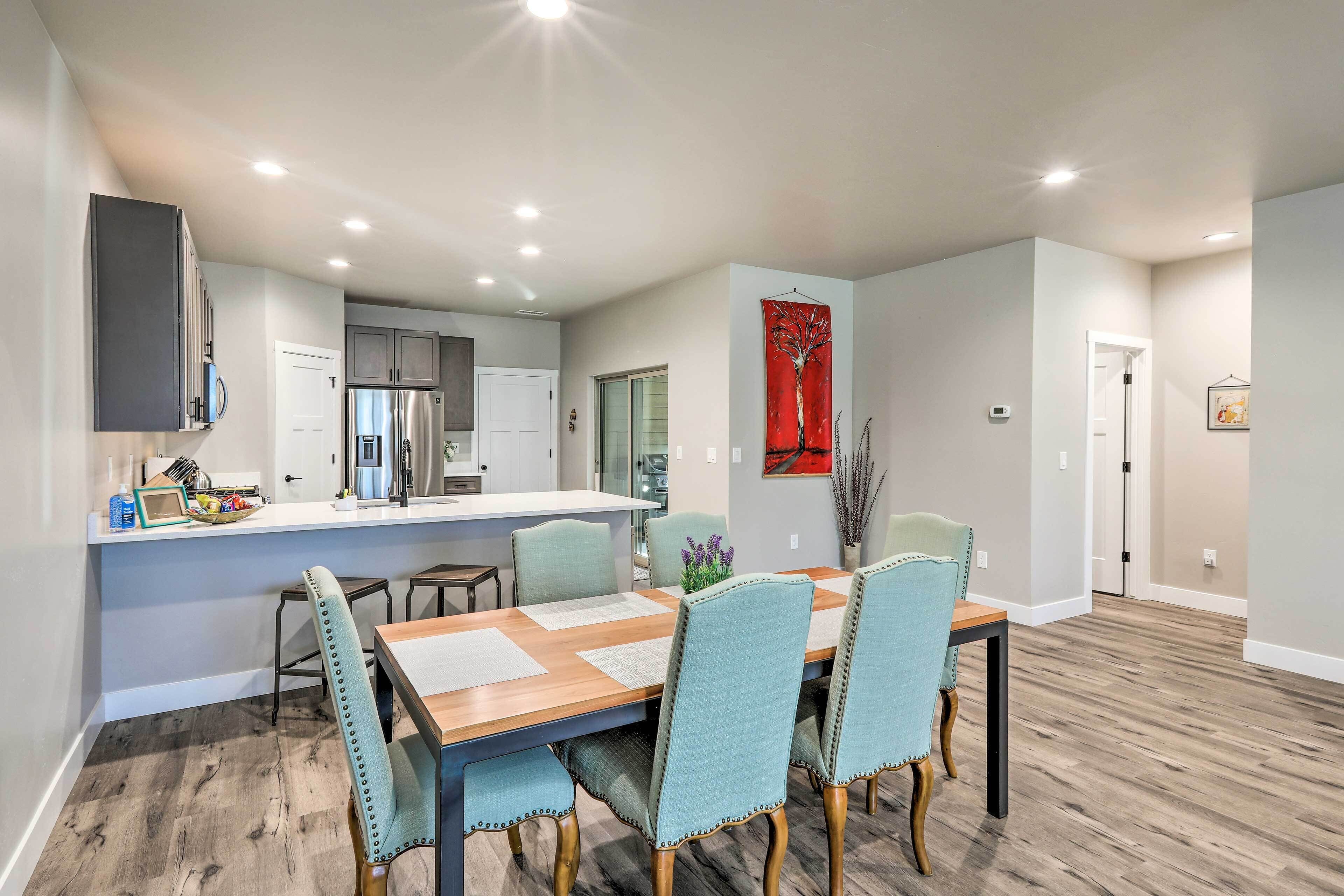 House (3 Bedrooms) | Interior