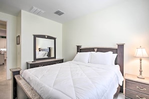 บ้านพัก (5 Bedrooms) | 5 ห้องนอน, เตารีด/โต๊ะรีดผ้า, ผ้าปูที่นอน