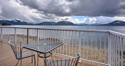 Remote Island Escape w/ Breathtaking Views