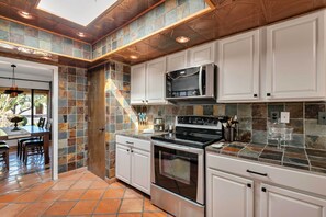 하우스 (4 Bedrooms) | 내부