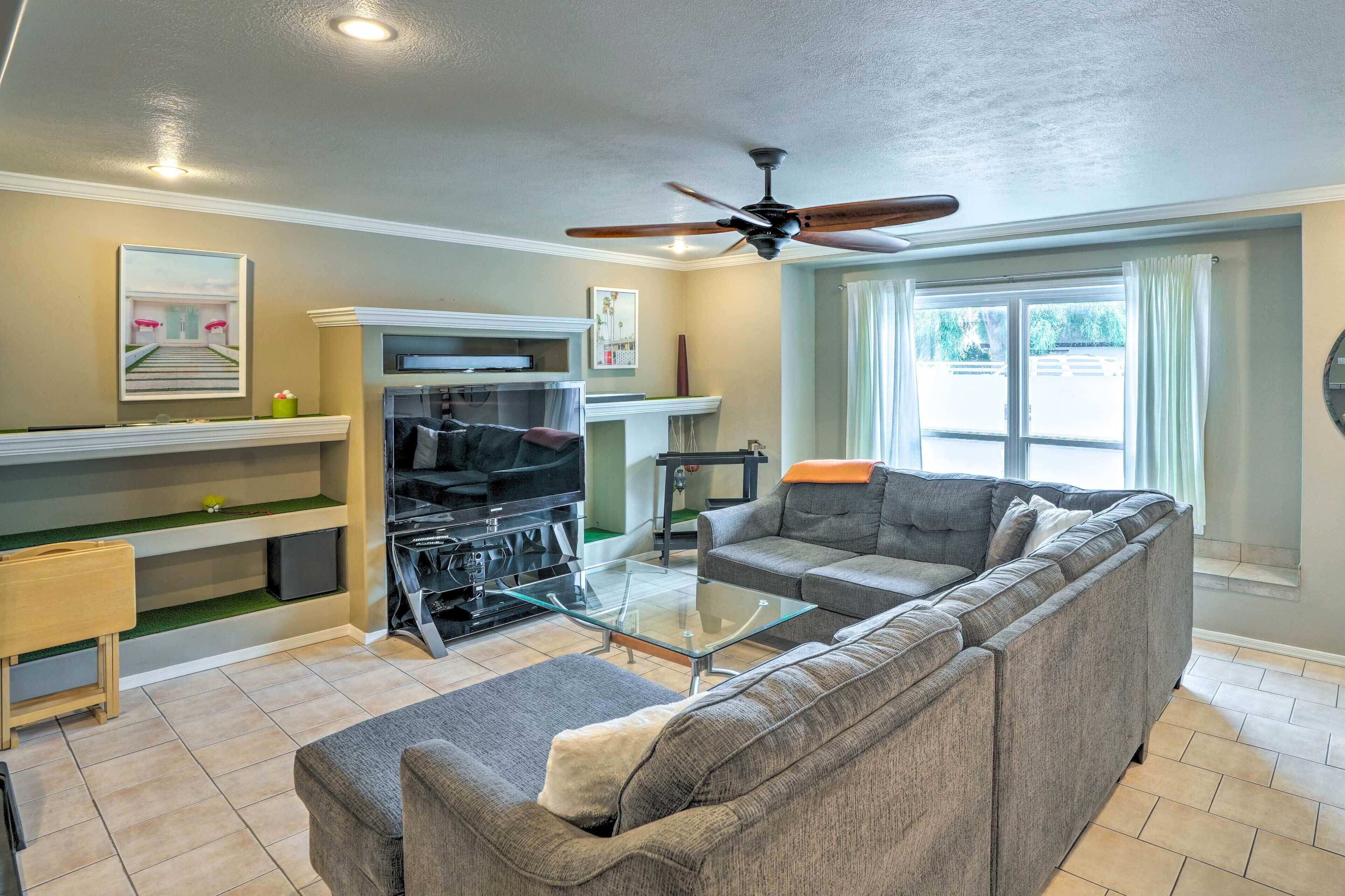 House (5 Bedrooms) | Interior