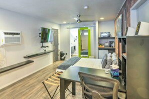 Interior - 1 Mi to Old Town Scottsdale: Home w/ Putting Green (Scottsdale)