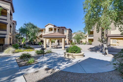 Pool Access, Private Patio & Grill: Mesa Condo!