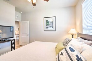 House (2 Bedrooms) | Interior - Sun City House w/ Fire Pit in 55 & Over Comm! (Georgetown)