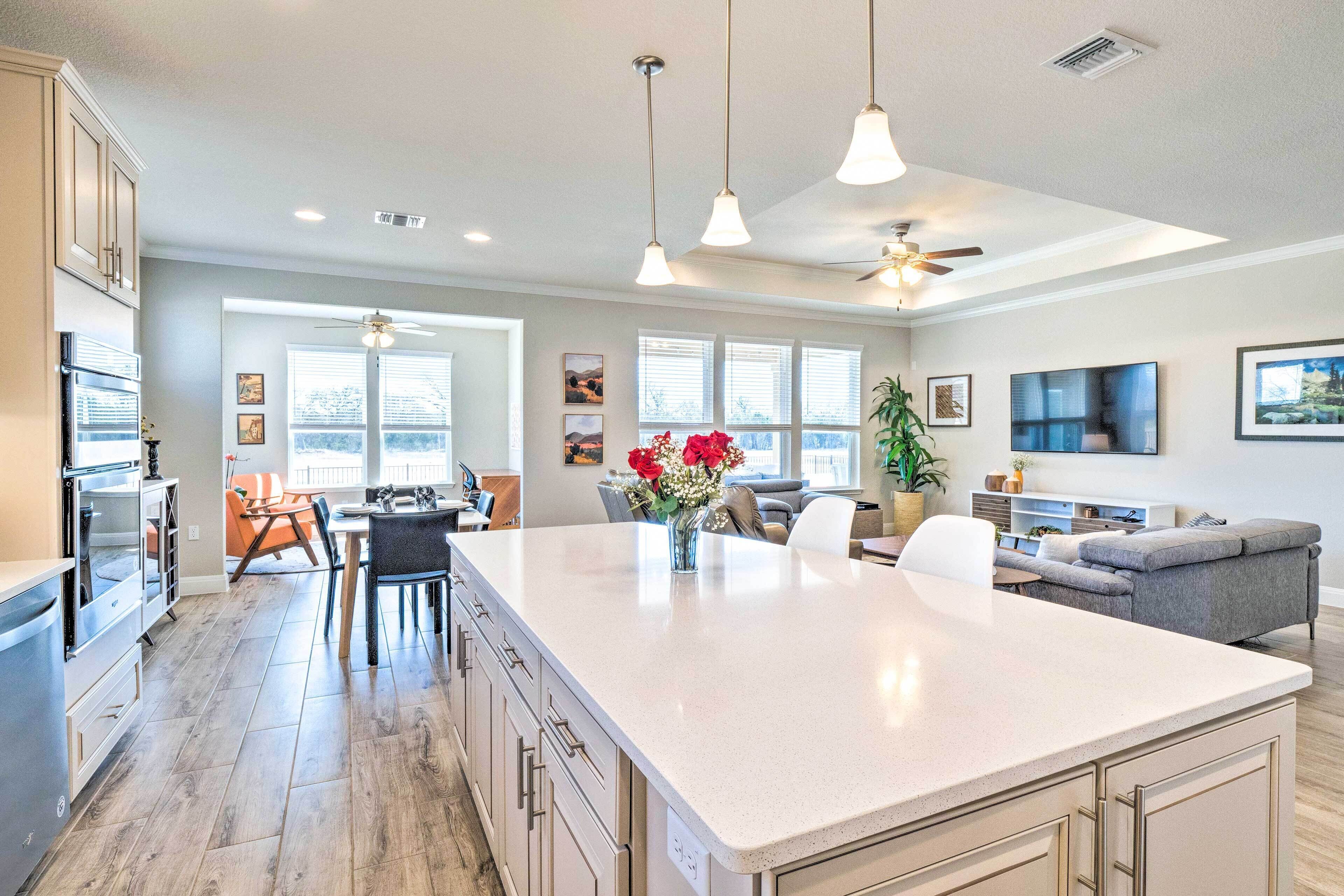 House (2 Bedrooms) | Interior