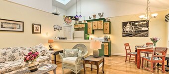 18 Mi to Crystal Mtn: Couple's Haven Near Lake