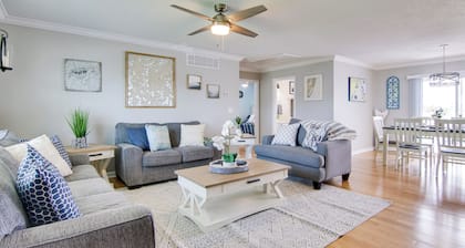 1 Mi to Beach: Fenwick Island Home w/ Boat Ramp