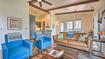 House (3 Bedrooms) | Front of property