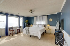 Interior - Spacious Lakefront House w/ Backyard Fire Pit (Monroe)