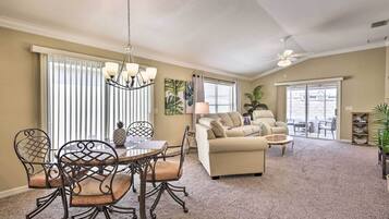 Villa (2 Bedrooms) | Bahagian dalam