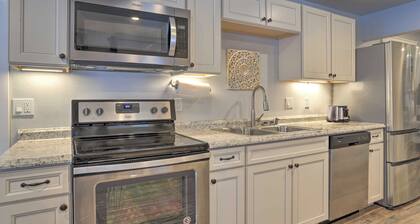 Modern Anchorage Getaway, Steps From Coastal Trail