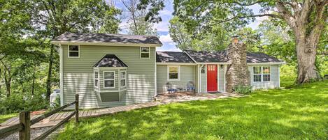 House (3 Bedrooms) | Front of property