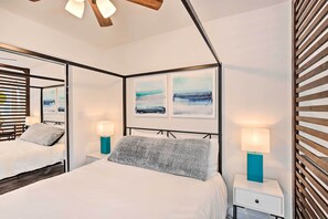 Iron/ironing board, bed sheets - Centrally Located LA Studio ~ 4 Mi to Beach! (Hawthorne)