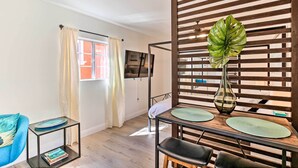 Interior - Centrally Located LA Studio ~ 4 Mi to Beach! (Hawthorne)