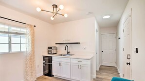Interior - Centrally Located LA Studio ~ 4 Mi to Beach! (Hawthorne)