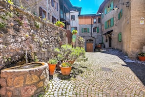 Apartamento família, 3 quartos, micro-ondas (Appartamento Borgo Pastoedo) | Área da propriedade
