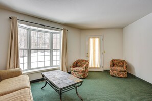 Apartment (1 Bedroom) | Interior