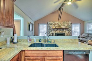 House (3 Bedrooms) | Interior - Peaceful 'little Doll House' Cabin w/ Grill! (Long Barn)