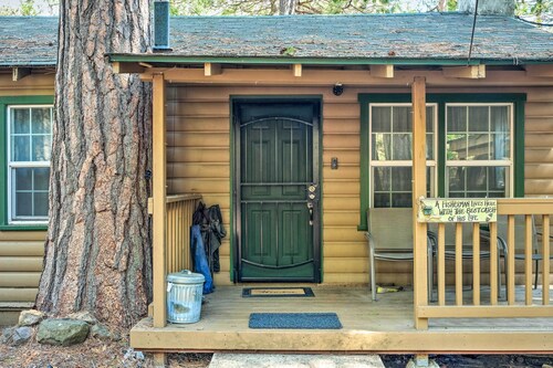 Peaceful 'little Doll House' Cabin w/ Grill!