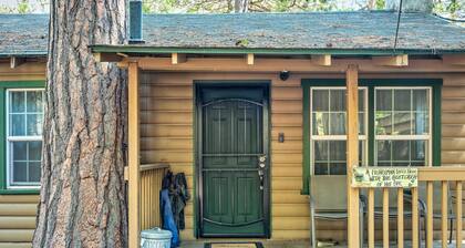 Peaceful 'little Doll House' Cabin w/ Grill!