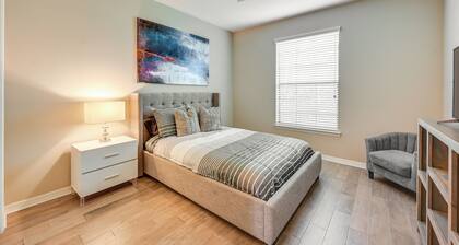 Chic Country Club Condo With Pool Access!