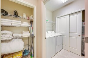 アパートメント (2 Bedrooms) | 内装