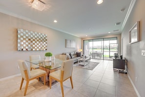 Apartment (2 Bedrooms) | Interior - Chic Country Club Condo With Pool Access! (Naples)