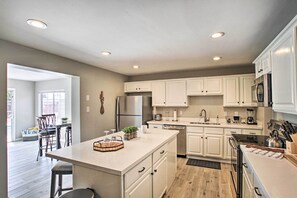 Talo (4 Bedrooms) | Sisätilat