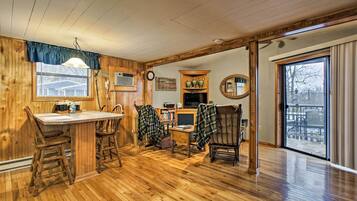 House (1 Bedroom) | Interior