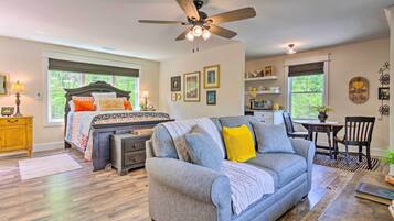 Apartment (0 Bedroom) | Front of property