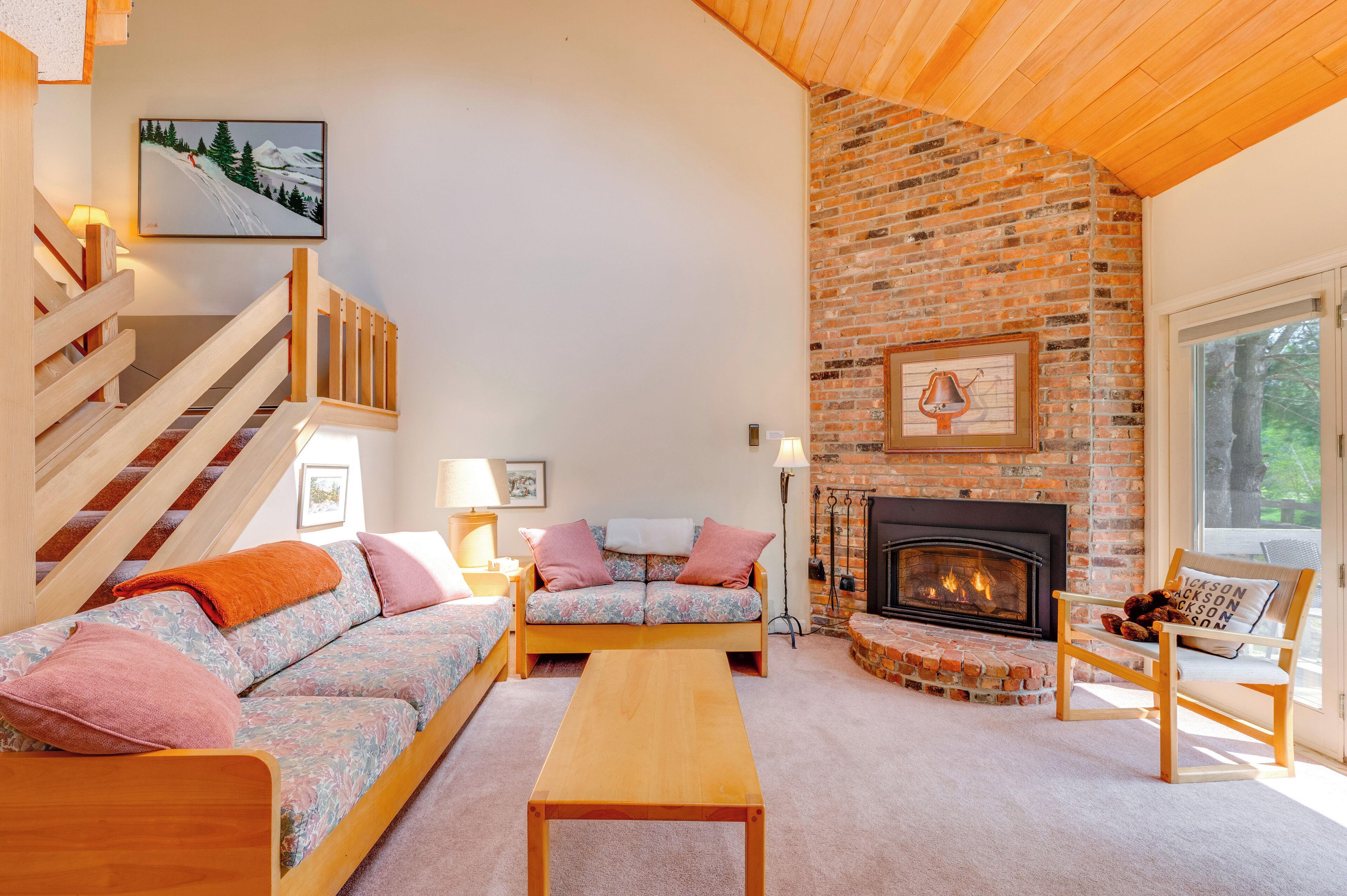 المنشأة من الداخل